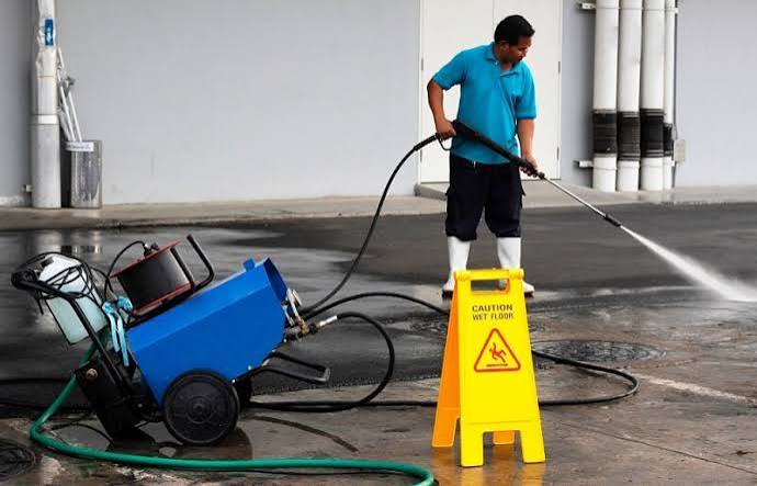 Industrial Housekeeping & Building Cleaning